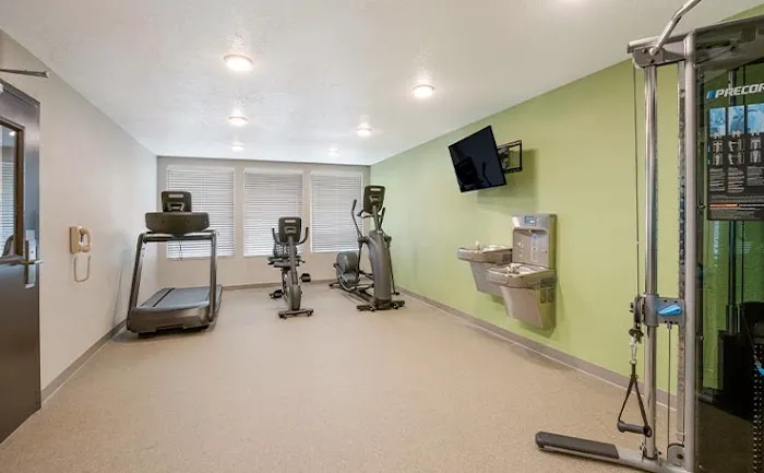 WoodSpring Suites South Brunswick - Princeton 5