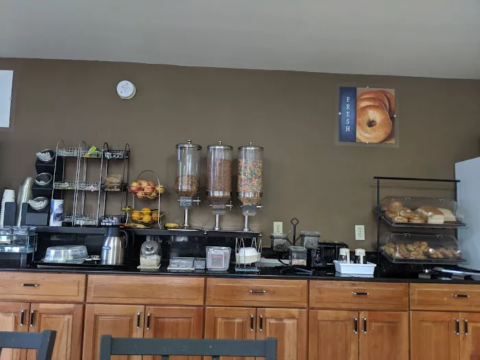 MHO Inn & Suites 5