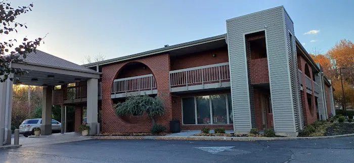 MHO Inn & Suites 5