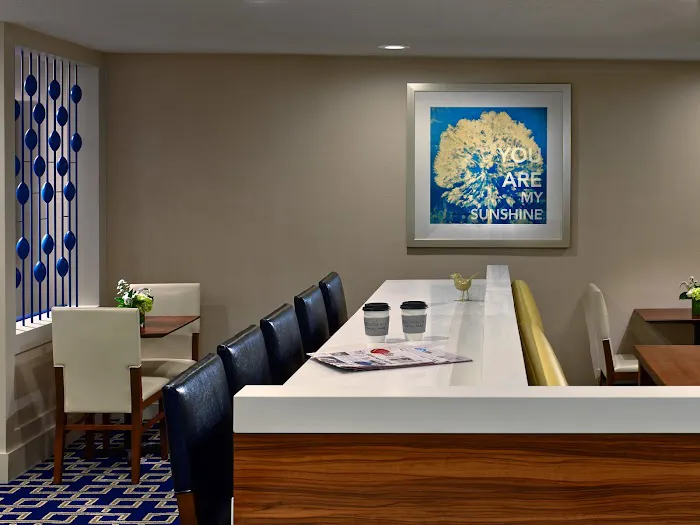 Sonesta ES Suites South Brunswick - Princeton 5