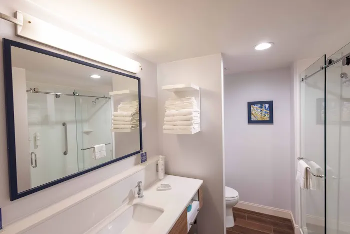 Hampton Inn Cranbury 4