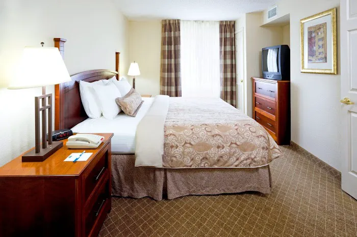 Staybridge Suites Cranbury-South Brunswick by IHG 4