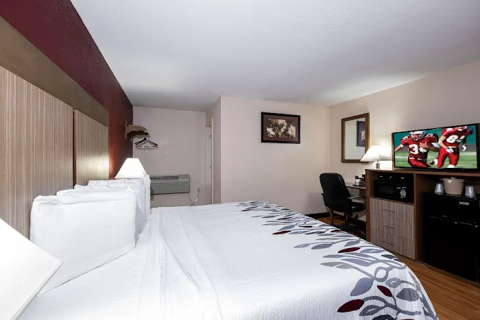 Red Roof Inn Neptune - Jersey Shore 4