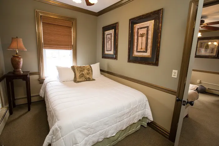 The Ocean View Inn 5