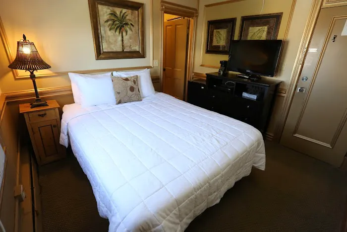 The Ocean View Inn 5