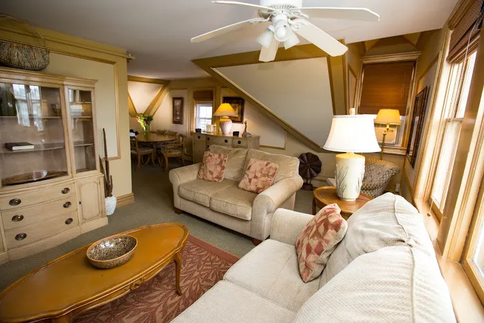 The Ocean View Inn 5