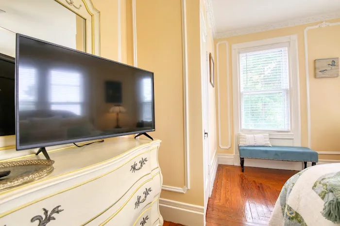 Huddy House Bed & Breakfast 5