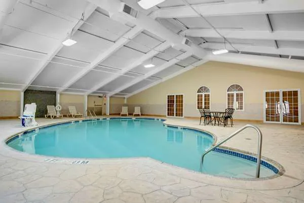 Days Hotel by Wyndham Toms River Jersey Shore 5