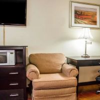Rodeway Inn MacArthur Airport ico
