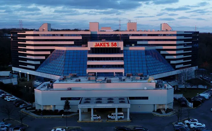 Jake's 58 Casino Hotel 4