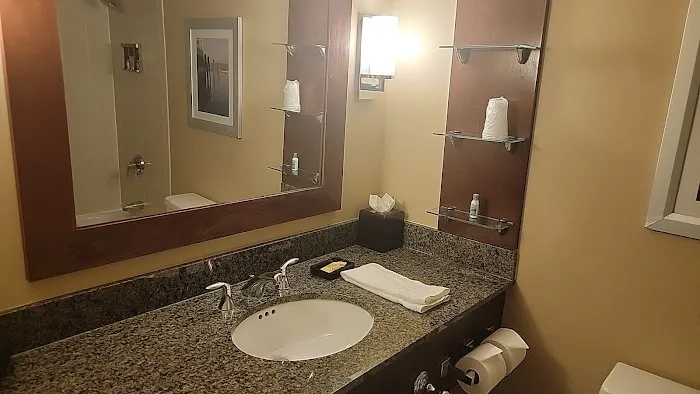 Jake's 58 Casino Hotel 4