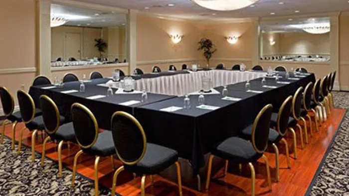 Clarion Hotel & Conference Center 4