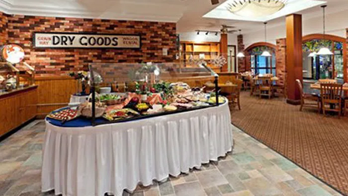 Clarion Hotel & Conference Center 4