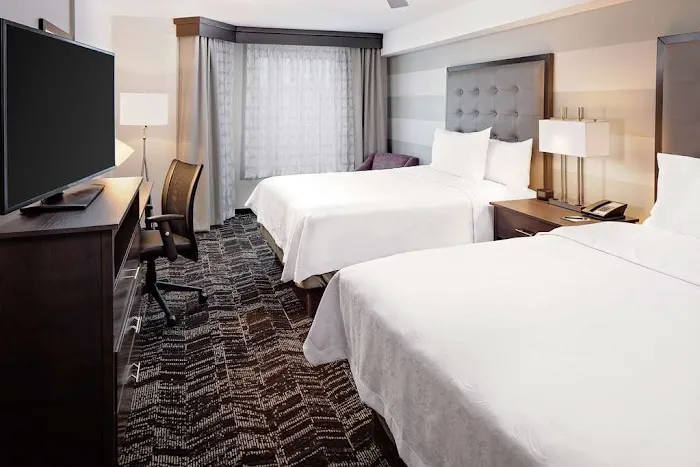 Homewood Suites by Hilton Ronkonkoma 4