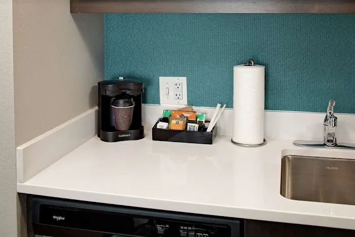 Homewood Suites by Hilton Ronkonkoma 4