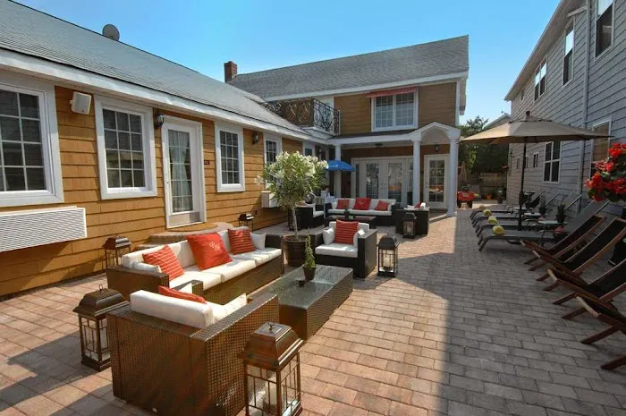 The Palms Hotel Fire Island 4