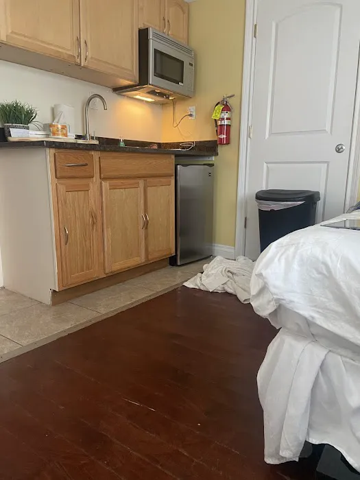 The Palms Hotel Fire Island 4