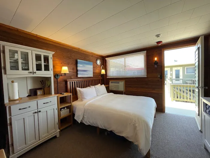 Seashore Condo Hotel 4