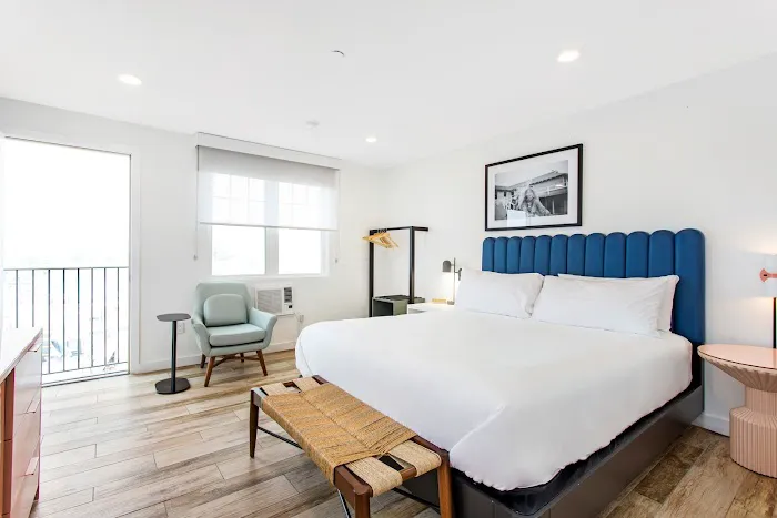 The Grove Hotel 5