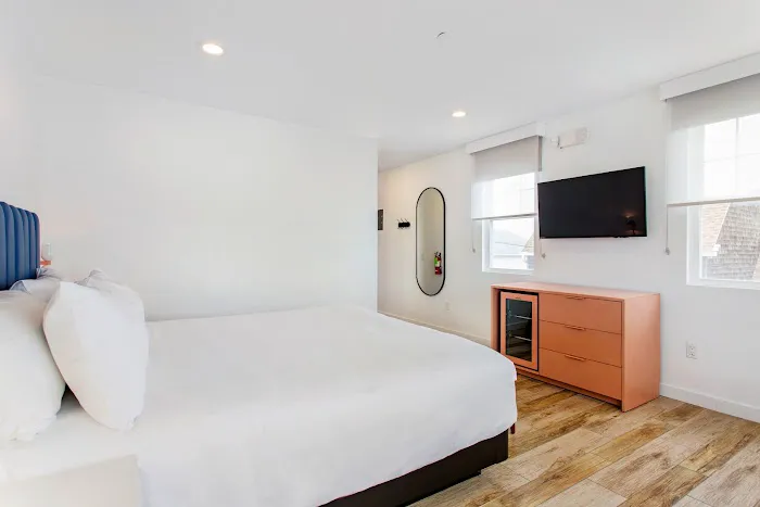 The Grove Hotel 5