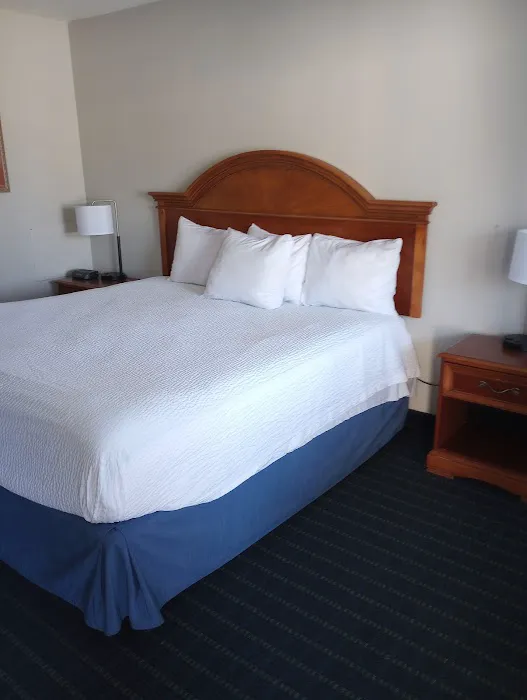 Days Inn by Wyndham Middletown 4