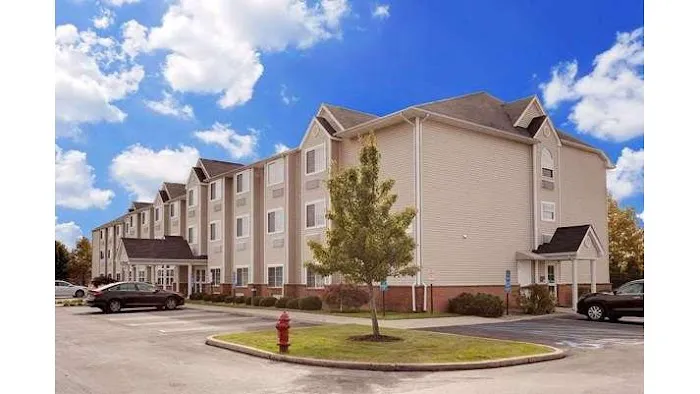 Microtel Inn & Suites by Wyndham Middletown 4