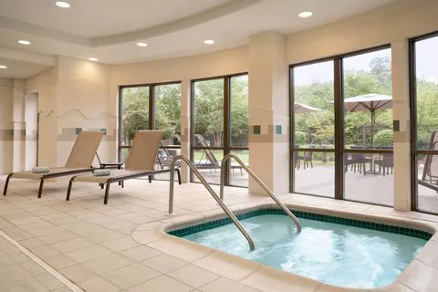 Courtyard Middletown Goshen 4
