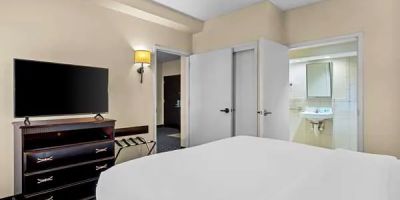 Comfort Inn & Suites Somerset - New Brunswick