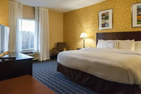 Fairfield Inn & Suites Somerset 5