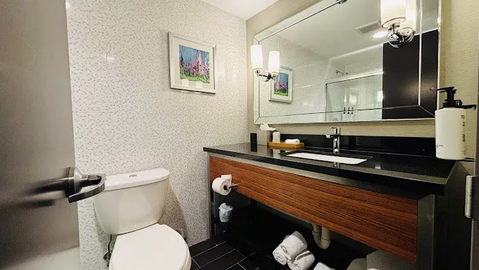 Crowne Plaza Princeton - Conference Center by IHG 4
