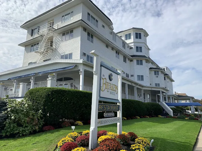 The Breakers on the Ocean 4