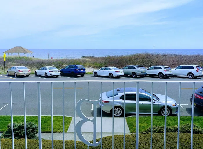 The Breakers on the Ocean 4