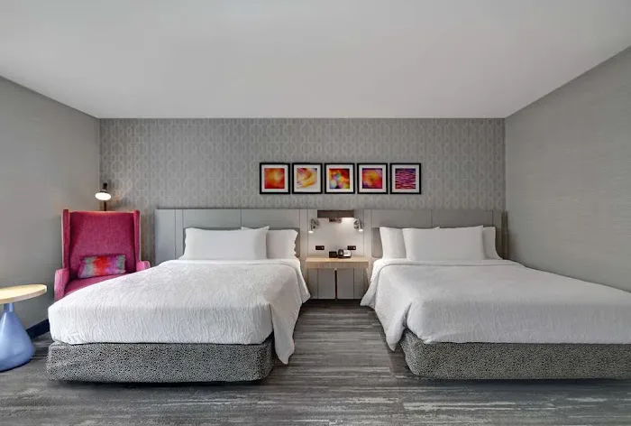 Hilton Garden Inn Hamilton 4