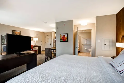 Residence Inn Hamilton 5
