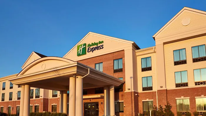 Holiday Inn Express Bordentown - Trenton South by IHG 4