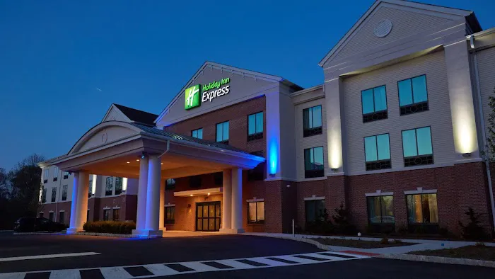 Holiday Inn Express Bordentown - Trenton South by IHG 4
