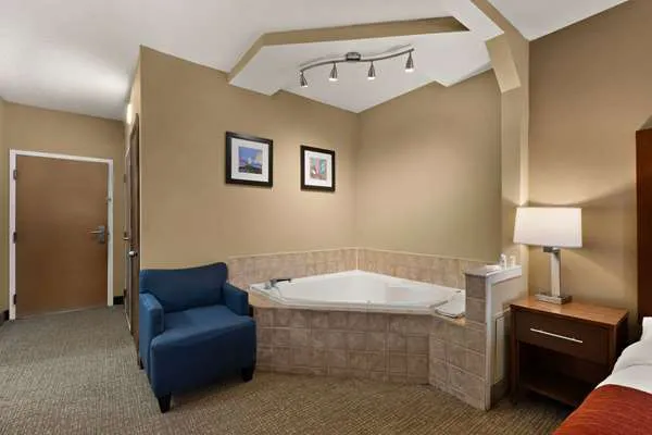 Comfort Inn Bordentown near NJ Turnpike 4