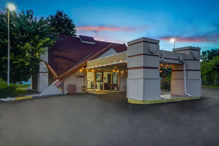 Motel 6 Lawrenceville 5