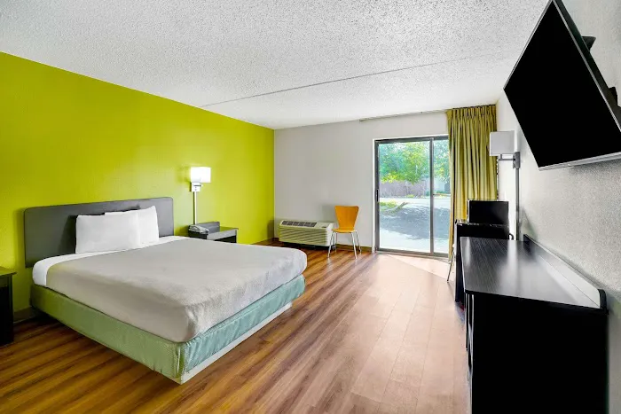 Motel 6 Lawrenceville 5