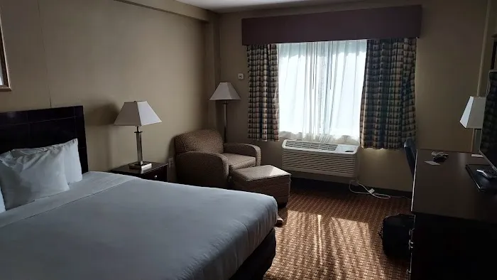Avon Hotel - Toms River 5