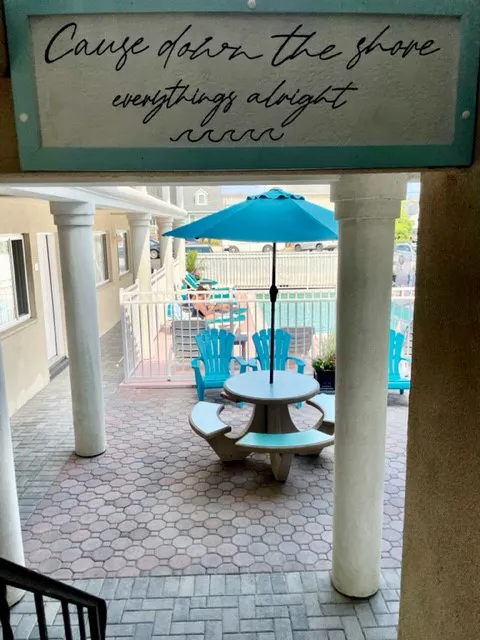 The Lamplight Inn 4