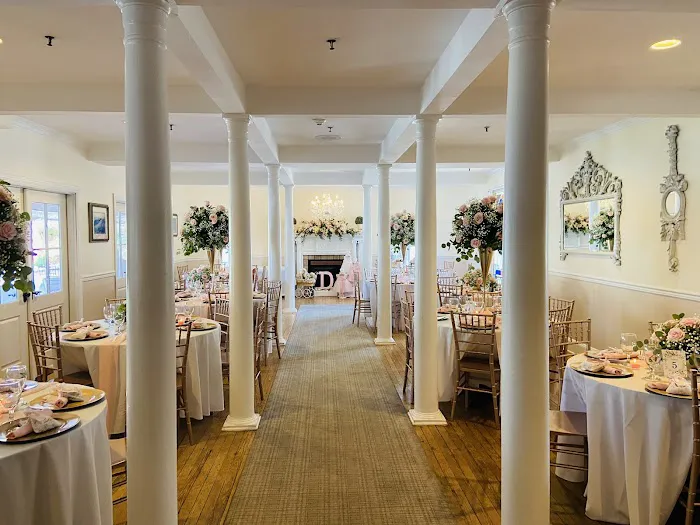The Grenville Hotel & Restaurant 4