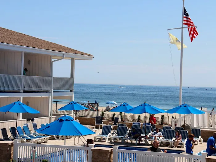 The White Sands Oceanfront Hotel & Spa 4