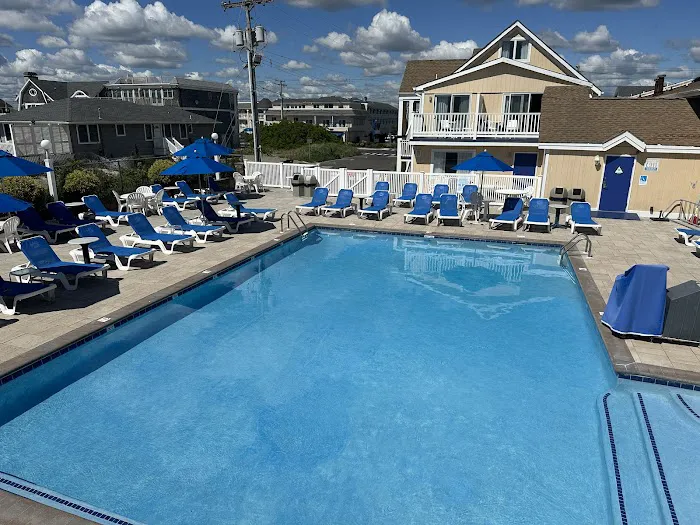 The White Sands Oceanfront Hotel & Spa 4