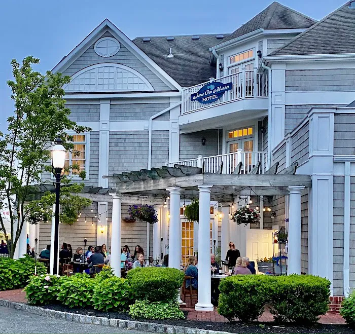 Inn on Main Hotel 4