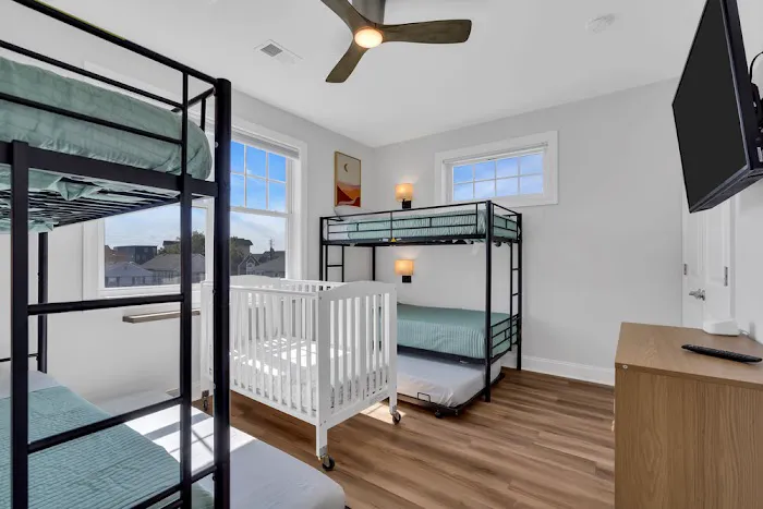 The Sunrise Suite 4