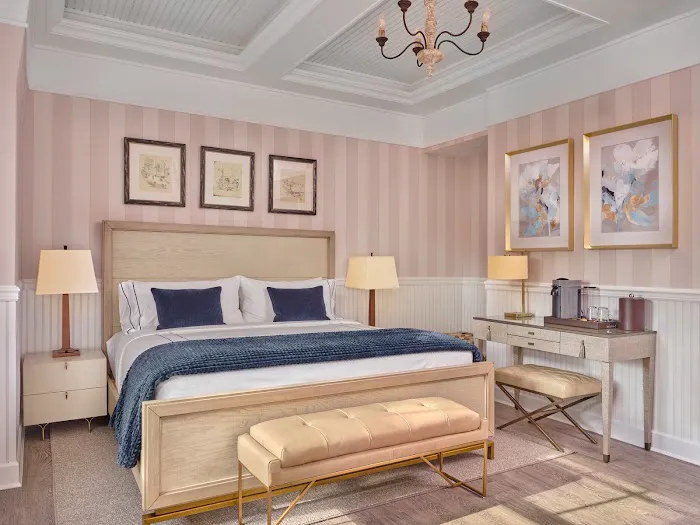The Northport Hotel 4