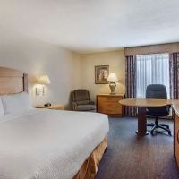 La Quinta Inn & Suites by Wyndham Islip - MacArthur Airport ico