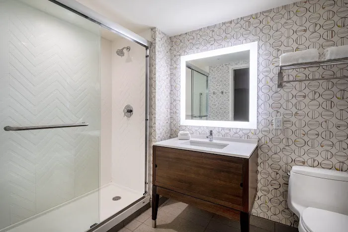 Holiday Inn Long Island - Islip Arpt East by IHG 4