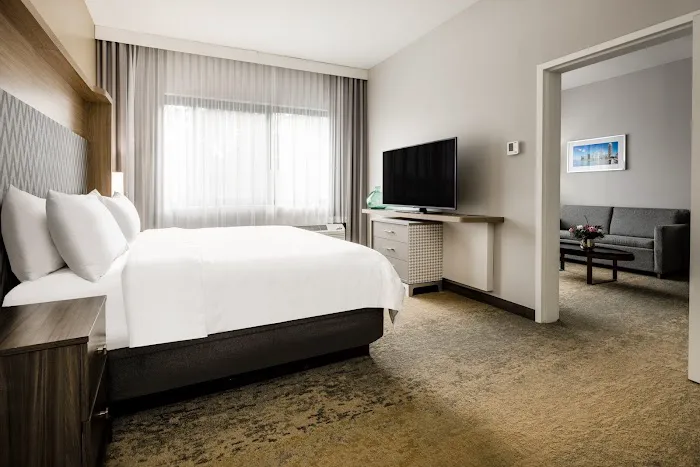 Holiday Inn Long Island - Islip Arpt East by IHG 4